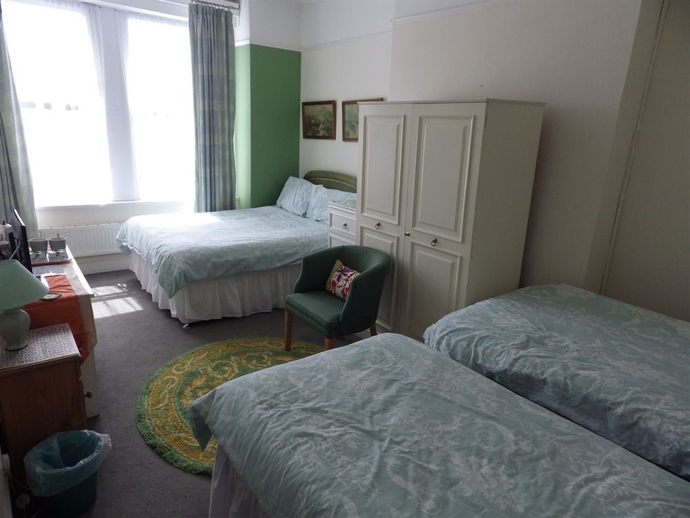 The Ravensbourne Hotel ボーンマス エクステリア 写真