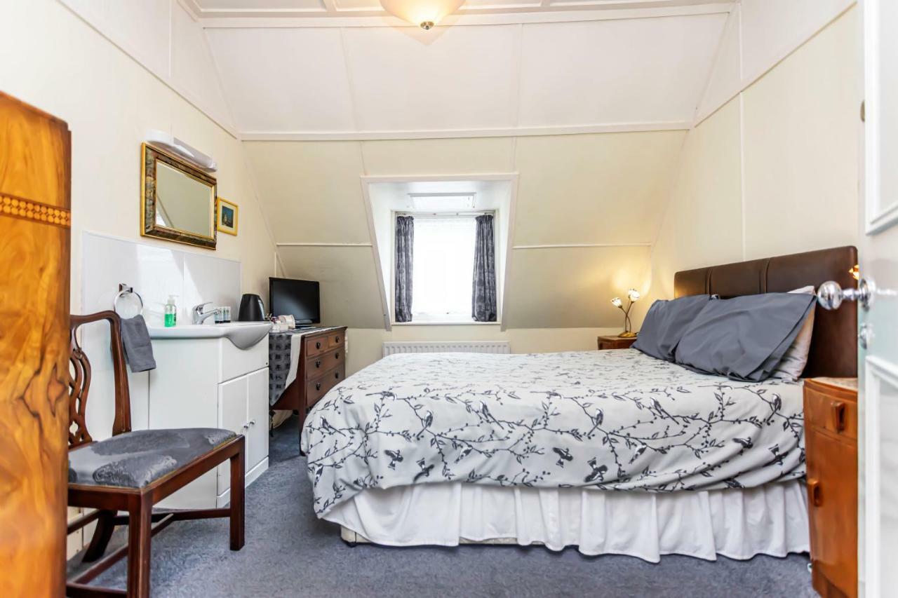 The Ravensbourne Hotel ボーンマス エクステリア 写真